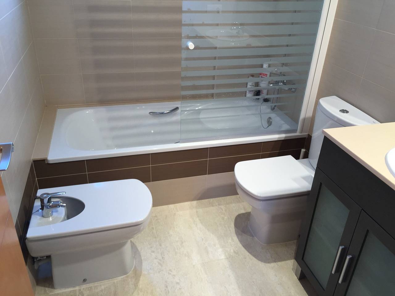 Appartement entier, Appartement 'Turó De Tjelle' avec vue sur la mer, Wi-Fi et climatisation in El Perelló, Costa Dorada
