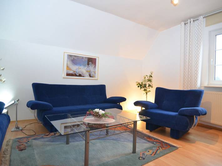 Ferienwohnung für 4 Personen, mit Garten in Meschede