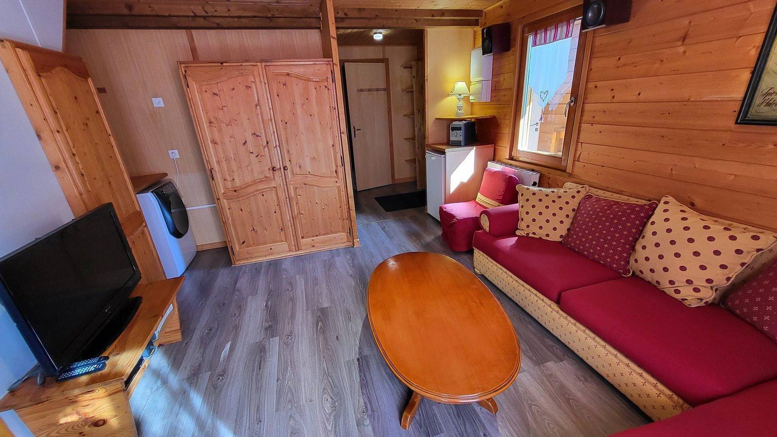 Ganze Wohnung, Chalet Woody Wood - 5-Zimmer-Appartment für 10 Personen (3) in La Tania, La Perrière