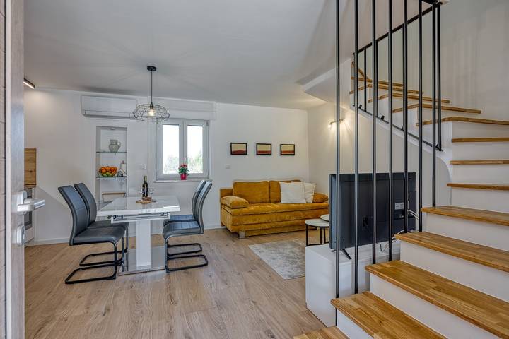 Casa de vacaciones para 3 personas con balcón/terraza in Labin, Costa Este de Istria