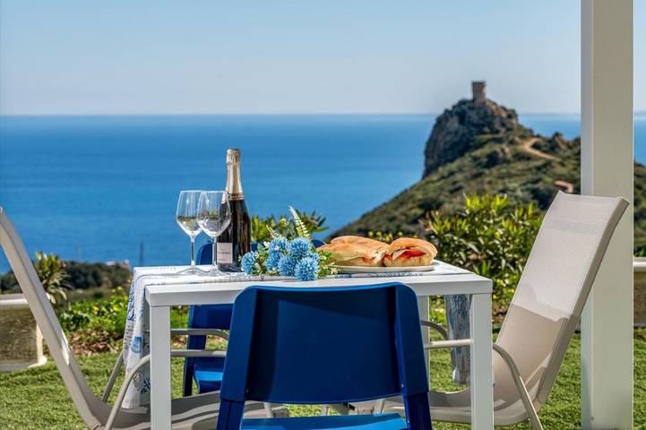 Villa per 5 persone, con balcone e panorama a Castellammare del Golfo