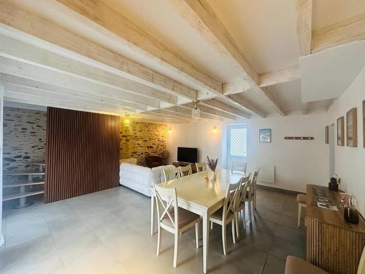 Location de vacances pour 7 personnes, avec jardin ainsi que jacuzzi et terrasse à Mouilleron-le-Captif - 3