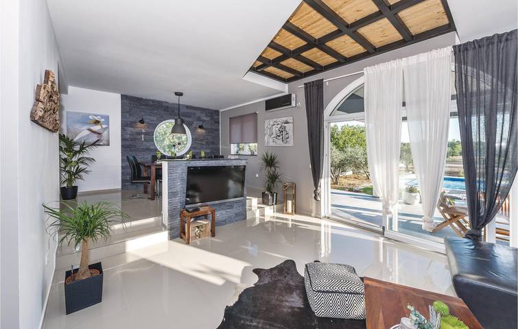 „Charmante 2-Zimmer-Wohnung mit Pool in der Nähe des Flusses Krka und des Visovačko-Sees“ in Skradin, Šibenik-Knin