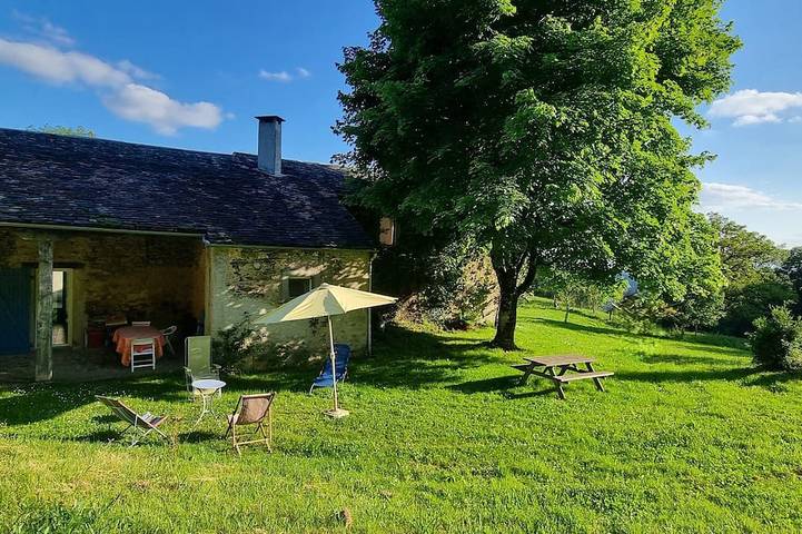 Maison de vacances pour 8 personnes à Montredon-Labessonnié