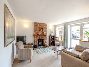 Log Cabin for 2 People in High Weald, Sussex, Photo 1