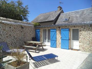 Gîte pour 4 personnes, avec vue et jardin à Créances