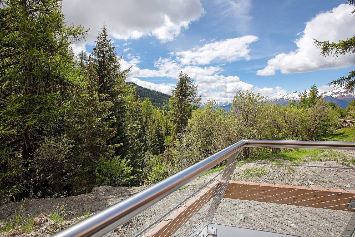 Appartamento intero, Appartamento 'Larice' con vista sulle montagne, terrazza privata e giardino in comune in Pila (Aosta), Comune di Gressan