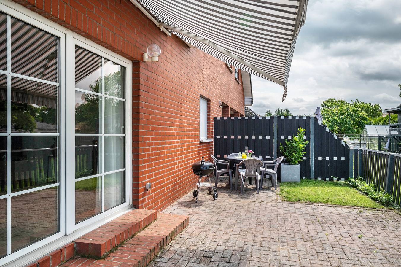 Ganze Wohnung, Ferienwohnung An Der Haferkoppel" mit privater Terrasse und Wi-Fi in Klein Kussewitz, Rostock und Umgebung