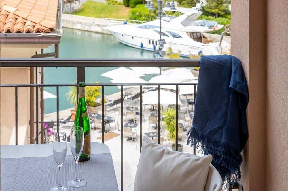 Ganze Wohnung, Cuore del Borgo - Portopiccolo Apartments in Sistiana, Karst