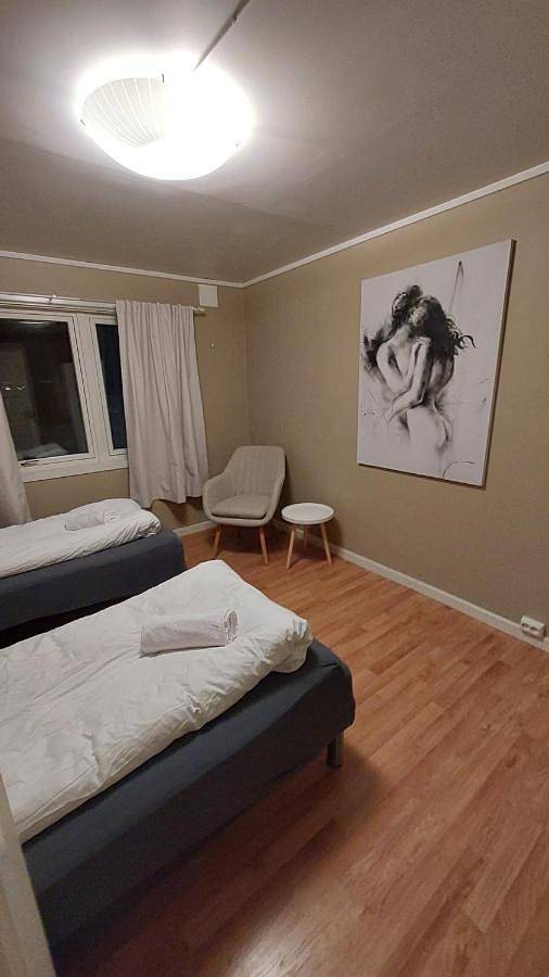 Ferienwohnung für 7 Personen, mit Garten in Lyngen - 2