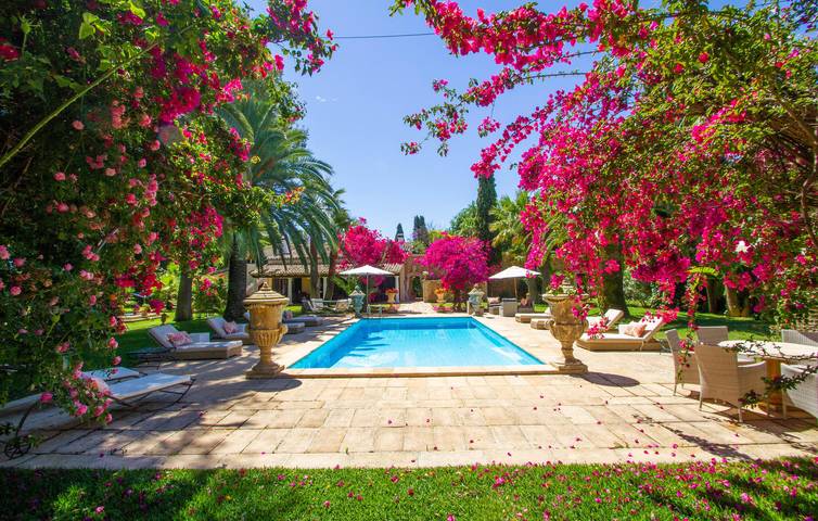 Acogedor Apartamento con Piscina y Terraza cerca de Binissalem in Binisalem, Interior de Mallorca