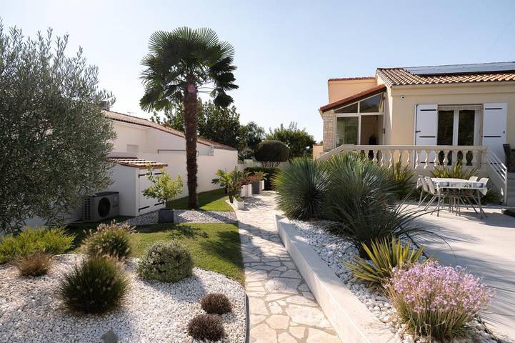 Apartamento de vacaciones para 7 personas, con jardín - 1