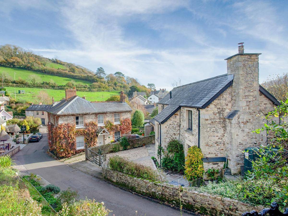 Three-Bedroom Holiday Home in Branscombe, Jurassic Coast