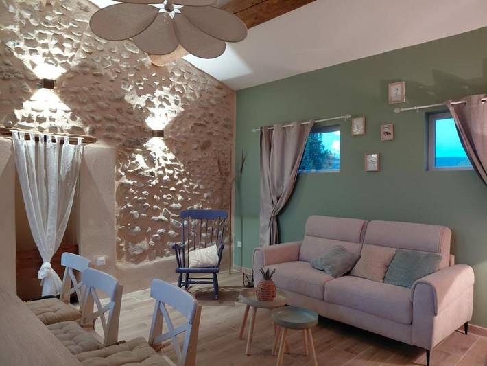 Casa de vacaciones para 4 personas, con terraza además de piscina y vistas - 1