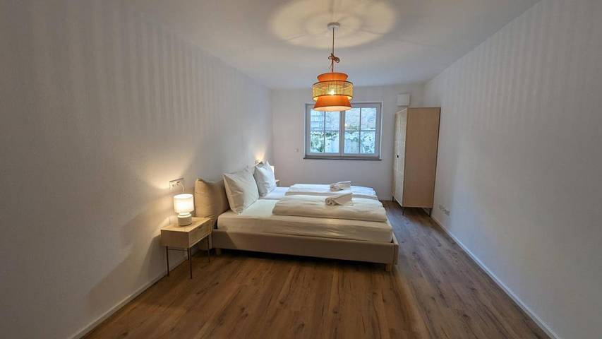 Ferienwohnung für 6 Personen, mit Balkon und Terrasse sowie Garten und Ausblick