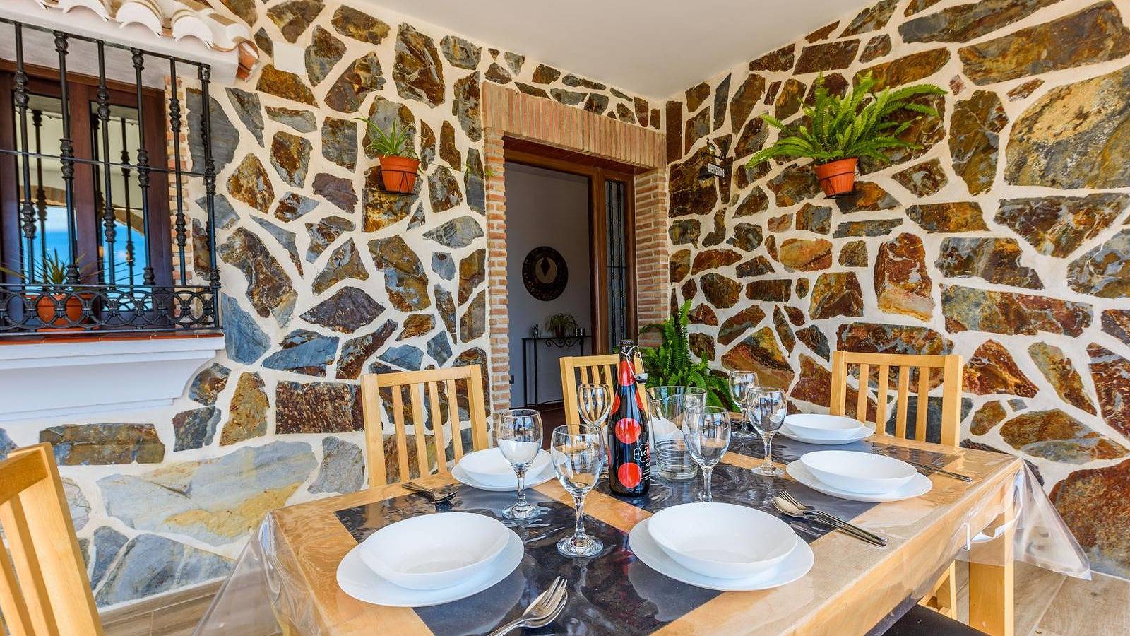 Villa for 8 personer med badebasseng in Daimalos Vados, Arenas