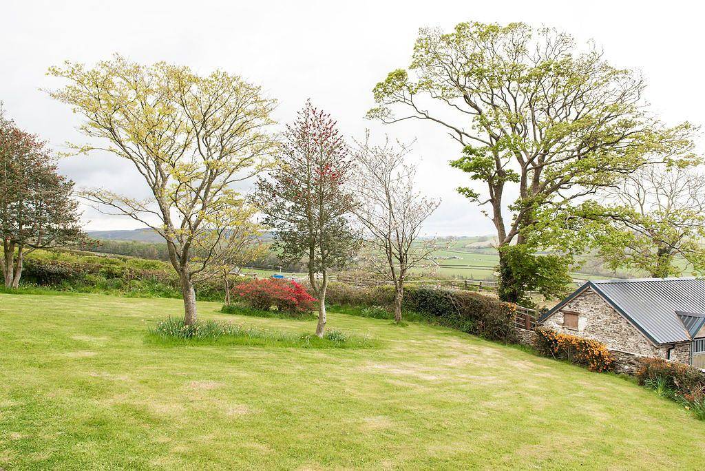 Penuwch Fach in Ceredigion