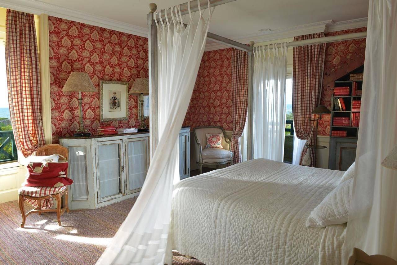 Attic Classic Double Room in Le Croisic, Côte d'Amour