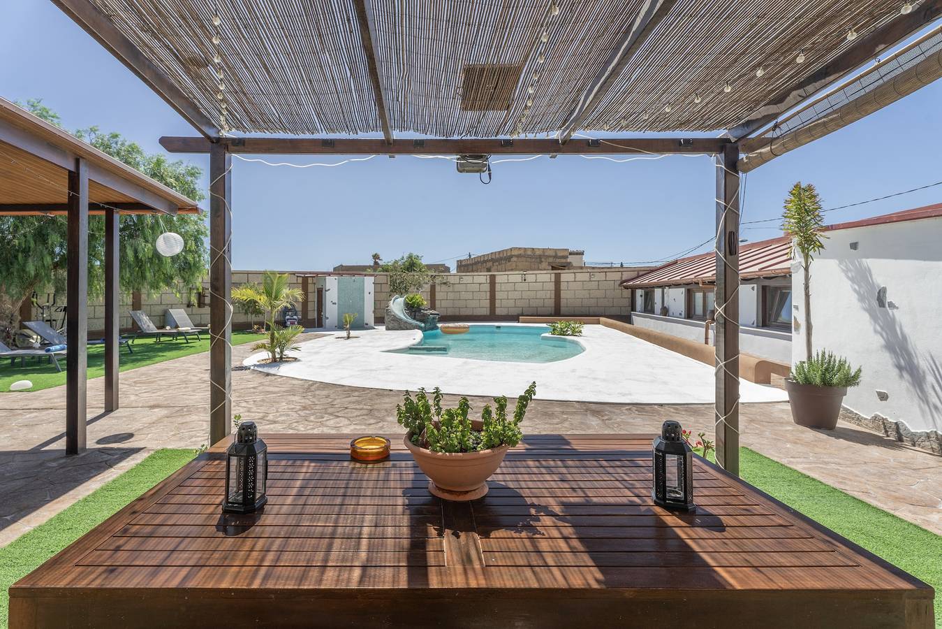 Holiday Home 'Abuelo Manuel' with Sea View, Wi-Fi & Air Conditioning in El Desierto (Granadilla de Abona), Granadilla de Abona
