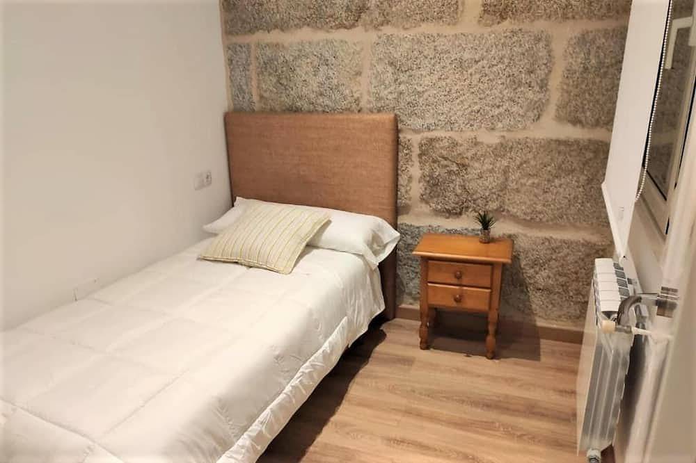 Entire apartment, Apartment in Ourense near Hot Springs in Ourense, Ourense Region