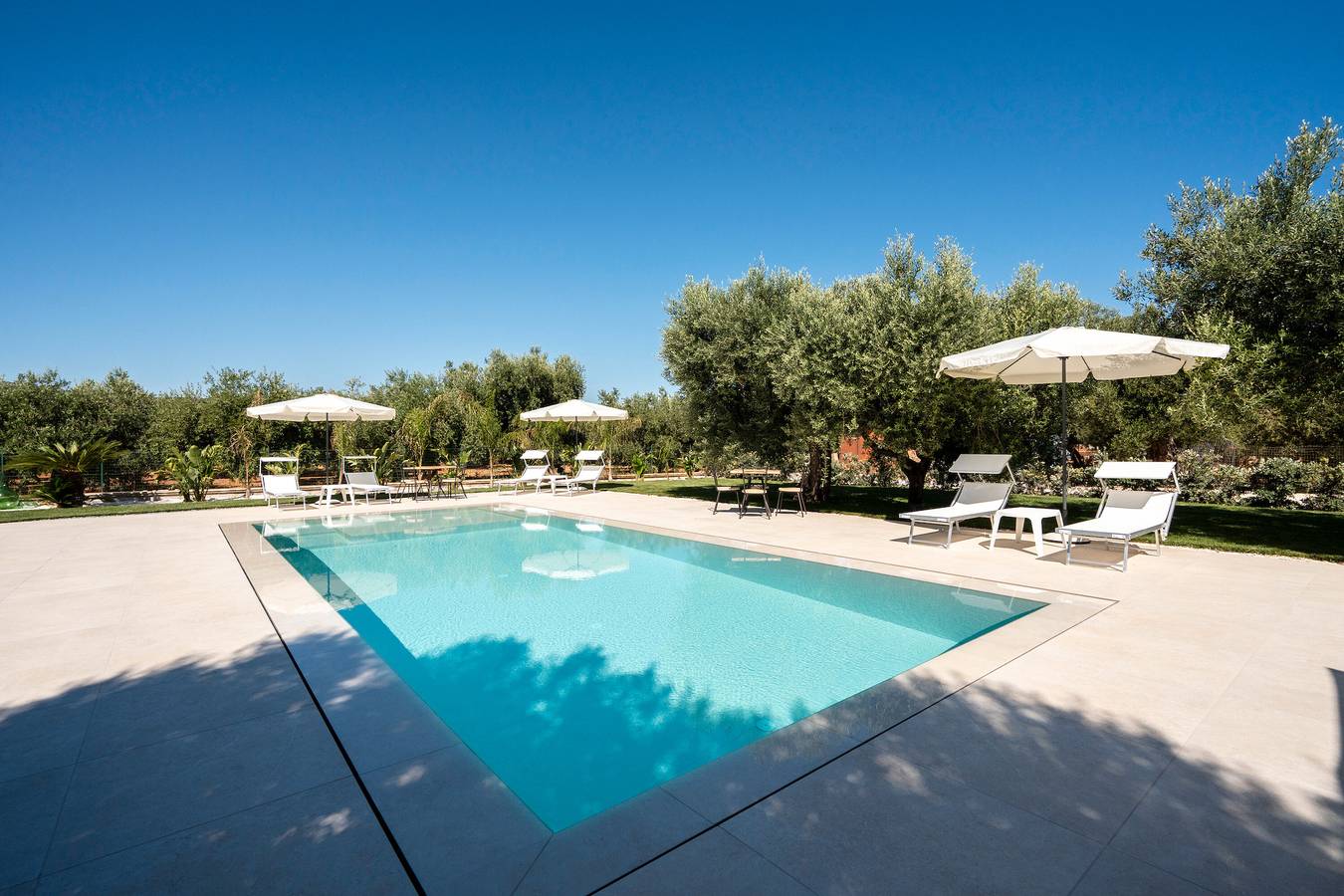 Apartamento inteiro, Apartamento 'L'Aia - 2' com Piscina Partilhada, Wi-Fi e Ar Condicionado in Sant'Antonio D'ascula, Monopoli
