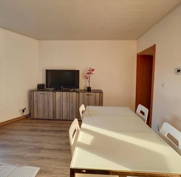 Gîte pour 6 personnes dans Aéroport de Charleroi Bruxelles Sud Gosselies - 4