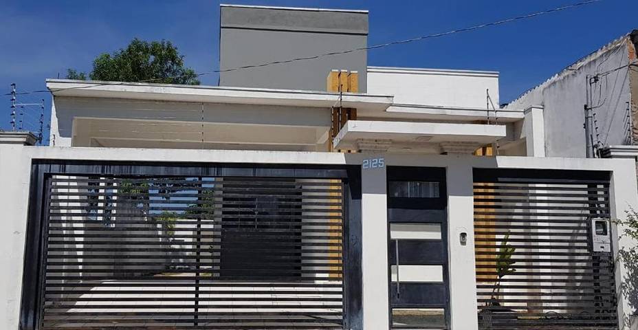 Casas e apartamentos de temporada para 9 pessoas, com jardim em Corumbá