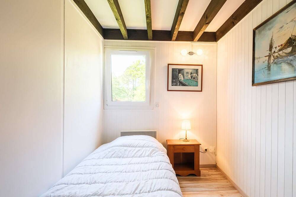 Cozy House in Sanguinet – 4 Guests – Wheelchair Accessible – Shared Garden in Sanguinet, Côte d’Argent