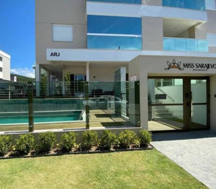 Casas e apartamentos de temporada para 4 pessoas, com balcão e piscina, com animais de estimação em Governador Celso Ramos