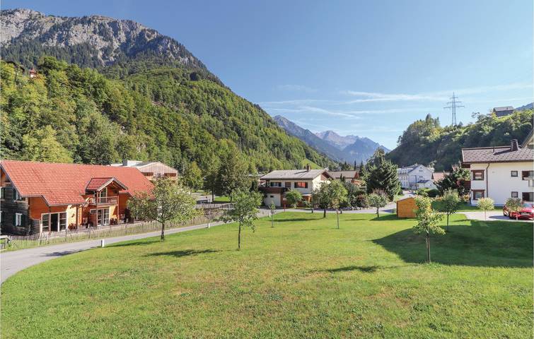 Apartamento com vista para a montanha em Dalaas com terraço in Dalaas, Montanhas Verwall