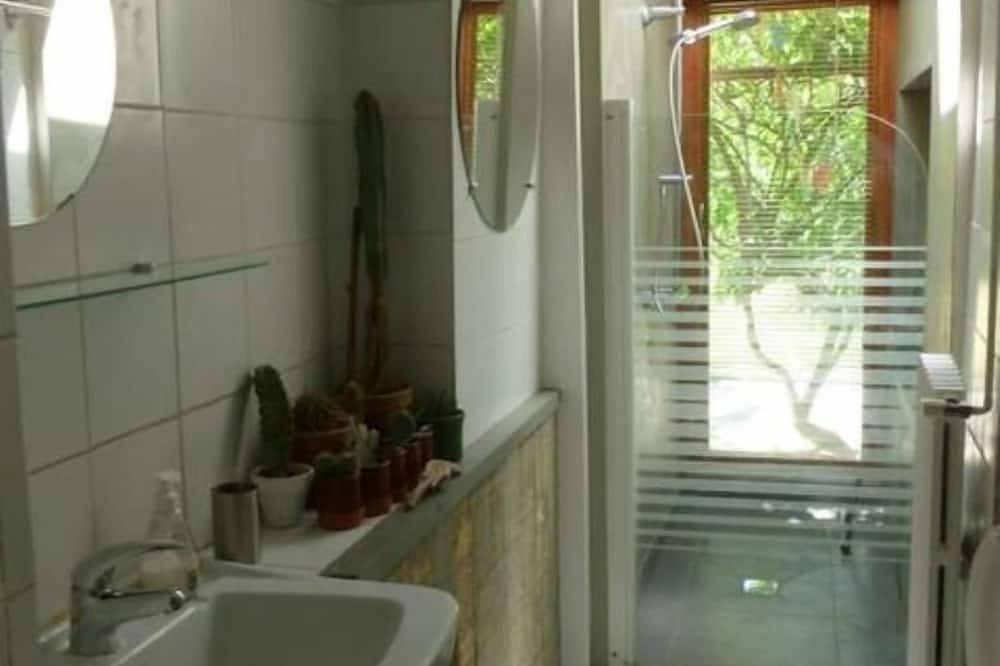 Hübsches Bauernhaus komplett renoviert mit Garten von 4500 m2 und Wald in Dieulefit, Nyons und Umgebung