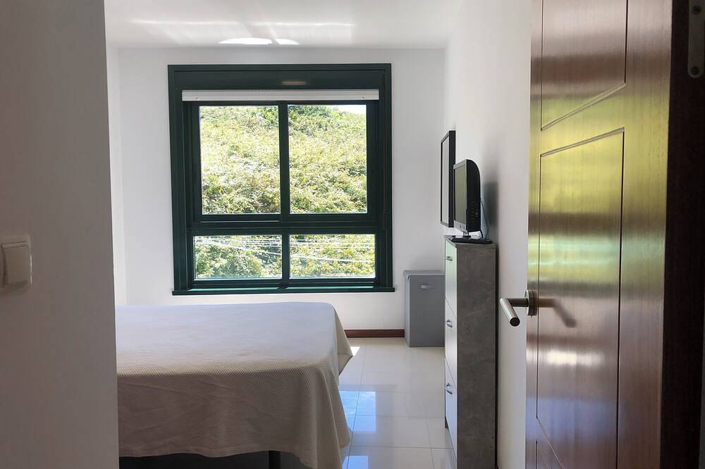 Entire apartment, Climatic shelter in Finisterre in front of the beach 🏖️ in Fisterra, Costa da Morte