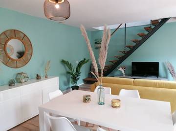 Gîte pour 6 personnes, avec terrasse et jardin à Vron