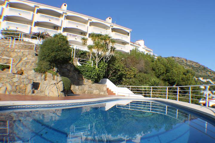 Ferienwohnung für 4 Personen, mit Balkon/Terrasse in Roses - 2