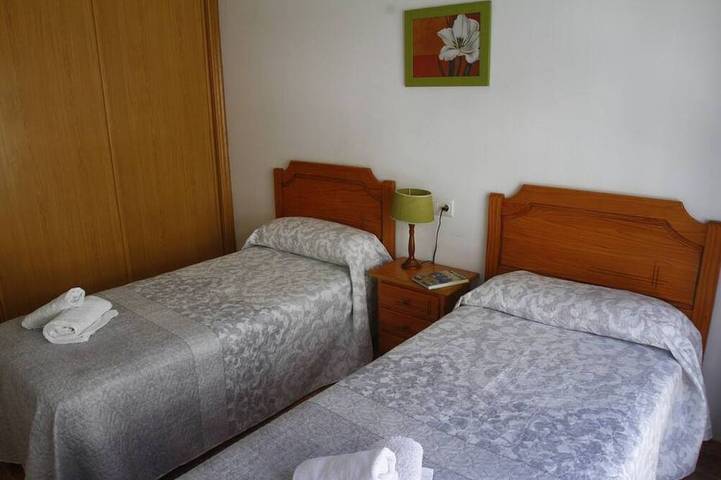 Apartamento entero, Desconectaengalicia La Perla Superiores, piscina y parking in Praia de Caneliñas (Sanxenxo), Sanxenxo