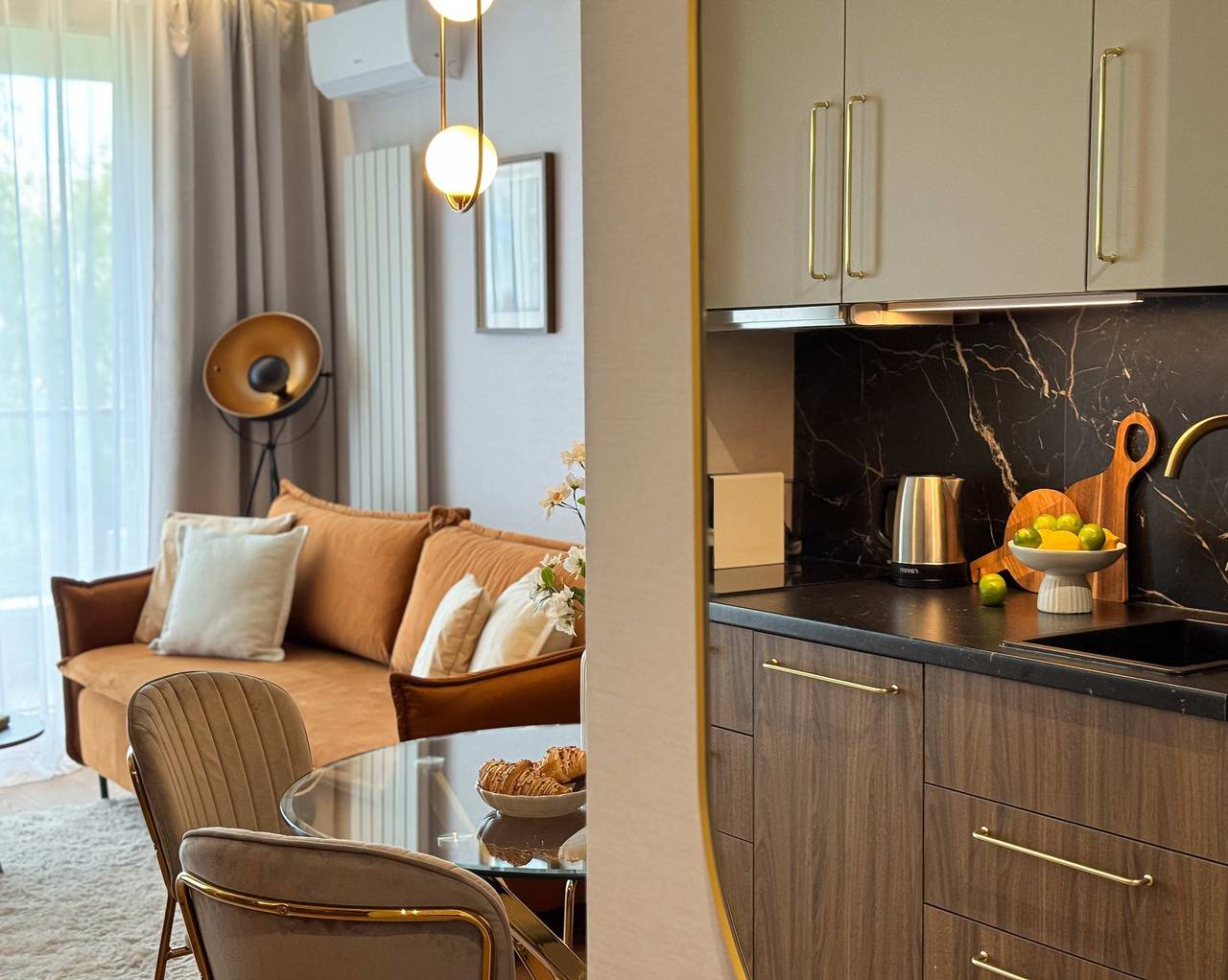 Cały apartament wypoczynkowy, Stylish Studio in Mokotow | Balcony | Air Conditioning | Parking in Mokotów, Warszawa