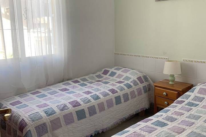 Location de vacances pour 6 personnes, avec jardin ainsi que balcon et piscine dans Formentera De Segura - 4