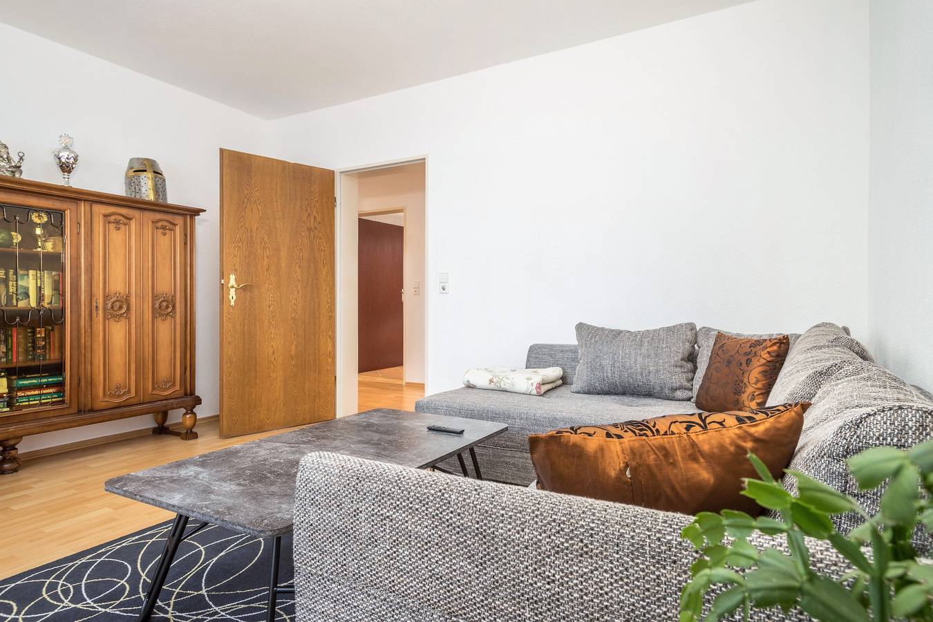 Ganze Wohnung, Ferienwohnung 'Grüne Oase' mit Gemeinschaftsterrasse, Gemeinschaftsgarten und Wlan in Friedrichshafen, Region Bodensee-Oberschwaben