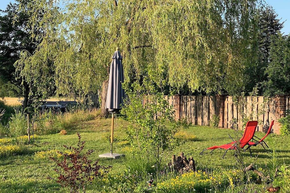 Ganze Wohnung, Panoramazimmer mit Doppelbett in Vetschau, Oberspreewald-Lausitz