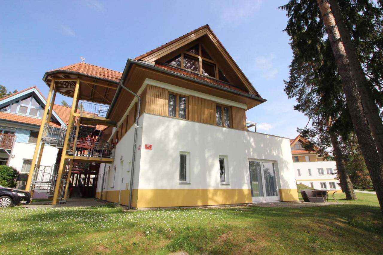 Ganze Wohnung, Apartment with Lake View in Lipno-Stausee, Lipno