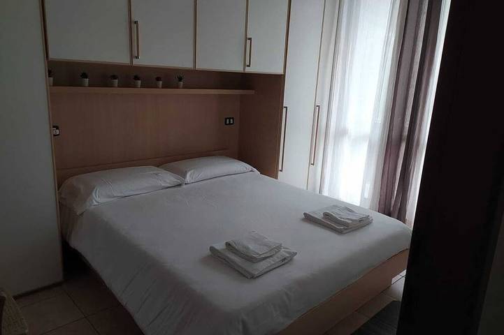 Ganze Wohnung, Casa Lago – Luxus-Ferienhaus mit Pool & Panoramablick über den Iseosee ★★★★★ in Tavernola Bergamasca, Gemeinde Tavernola Bergamasca