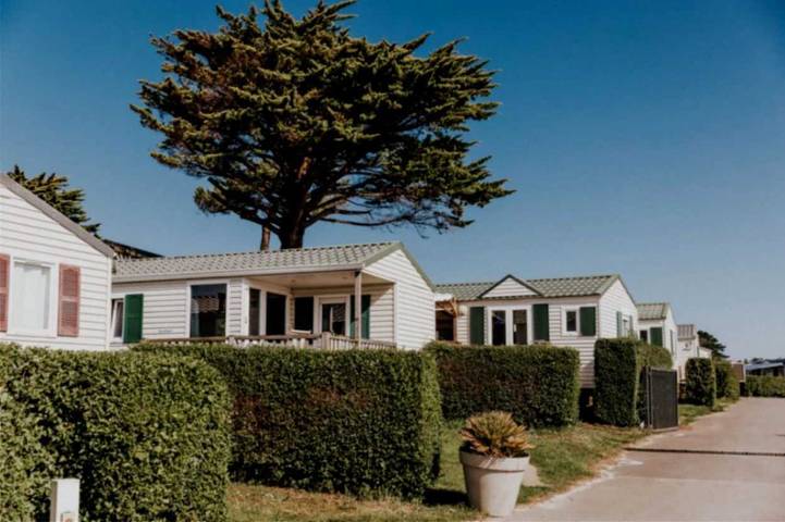 Camping pour 4 personnes dans Côte de Granit Rose