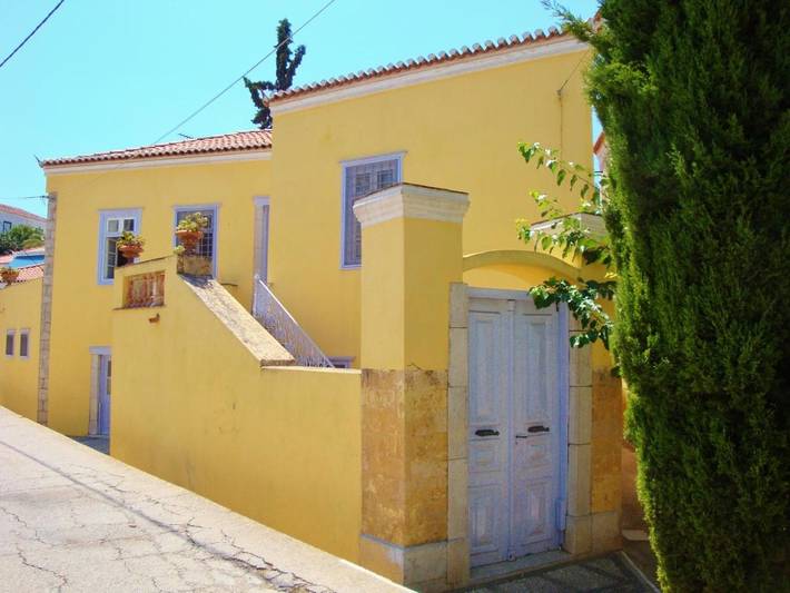 Holiday rental for 8 people, with Balcony and Terrace as well as Garden and View in Spetses