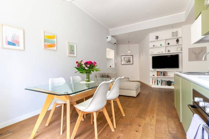 Entire apartment, Apartment 'Near The Vatican Cipro' with Wi-Fi and Air Conditioning in Rome, Rome Province