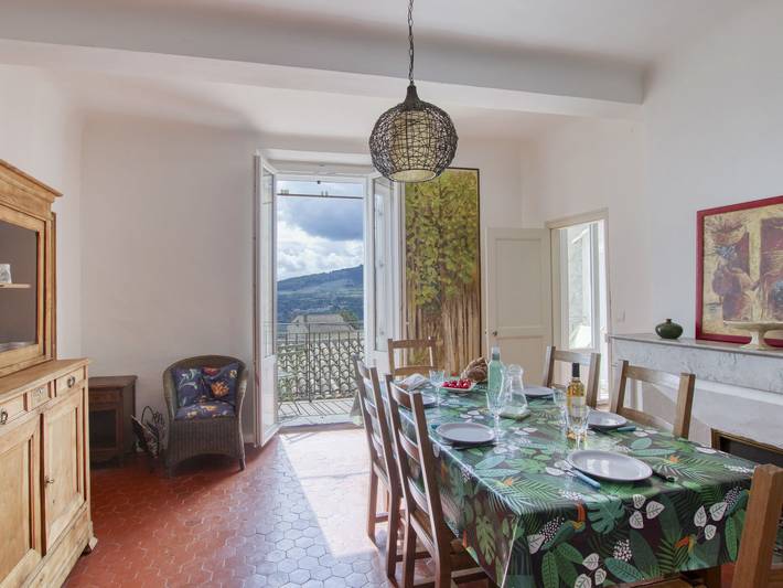 Ferienwohnung für 5 Personen, mit Ausblick und Balkon in La Cadière-d'Azur - 2