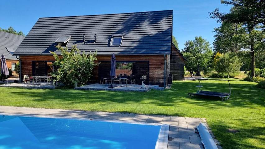 Ferienhaus für 5 Personen, mit Garten und Ausblick sowie Pool und Sauna, mit Haustier in Burg (Spreewald) - 2