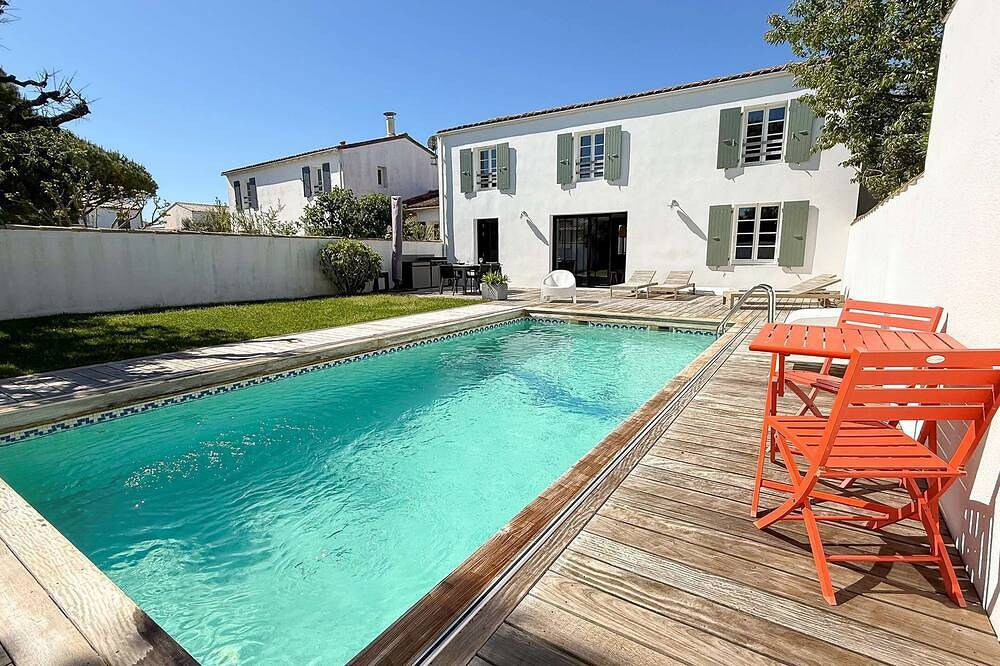 Amazing villa with heated pool and parking in Saint-Clément-des-Baleines, Isla de Ré