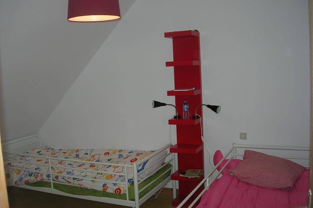 50m vom Strand entfernt, altes Fischerhaus komplett renoviert. in Île-Grande, Pleumeur-Bodou