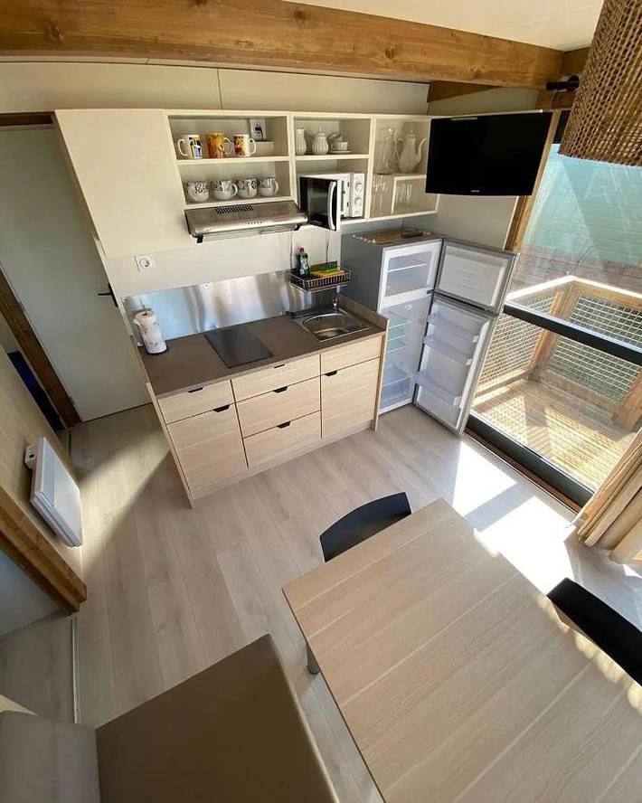 Camping pour 4 personnes, avec terrasse ainsi que vue et jardin dans Asturies - 4