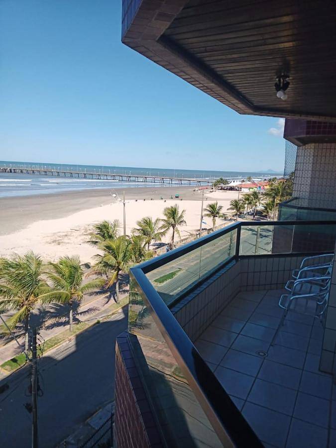 Casas e apartamentos de temporada para 6 pessoas, com jardim e vista, com animais de estimação em Mongaguá